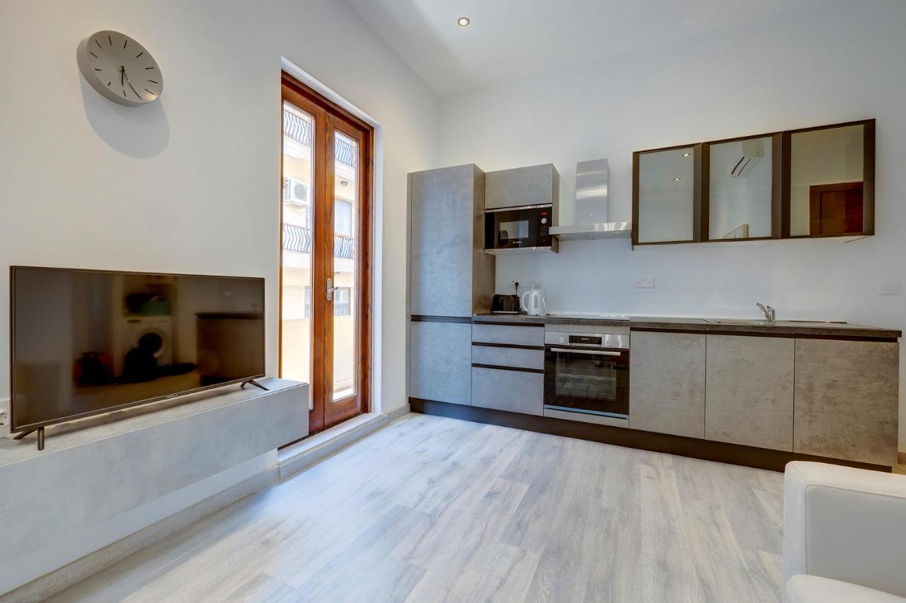 Modern Apartment In The Best Area Of Sliema Exterior photo